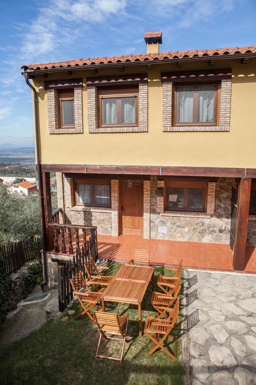 Casas Rurales La Dehesa Casas del Monte Exterior foto