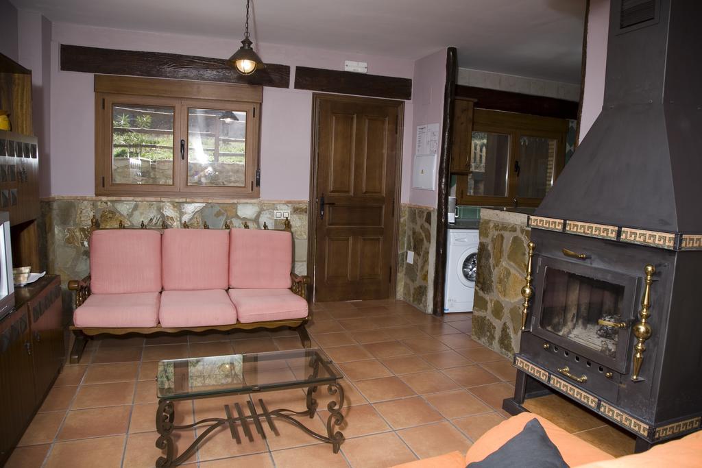 Casas Rurales La Dehesa Casas del Monte Exterior foto